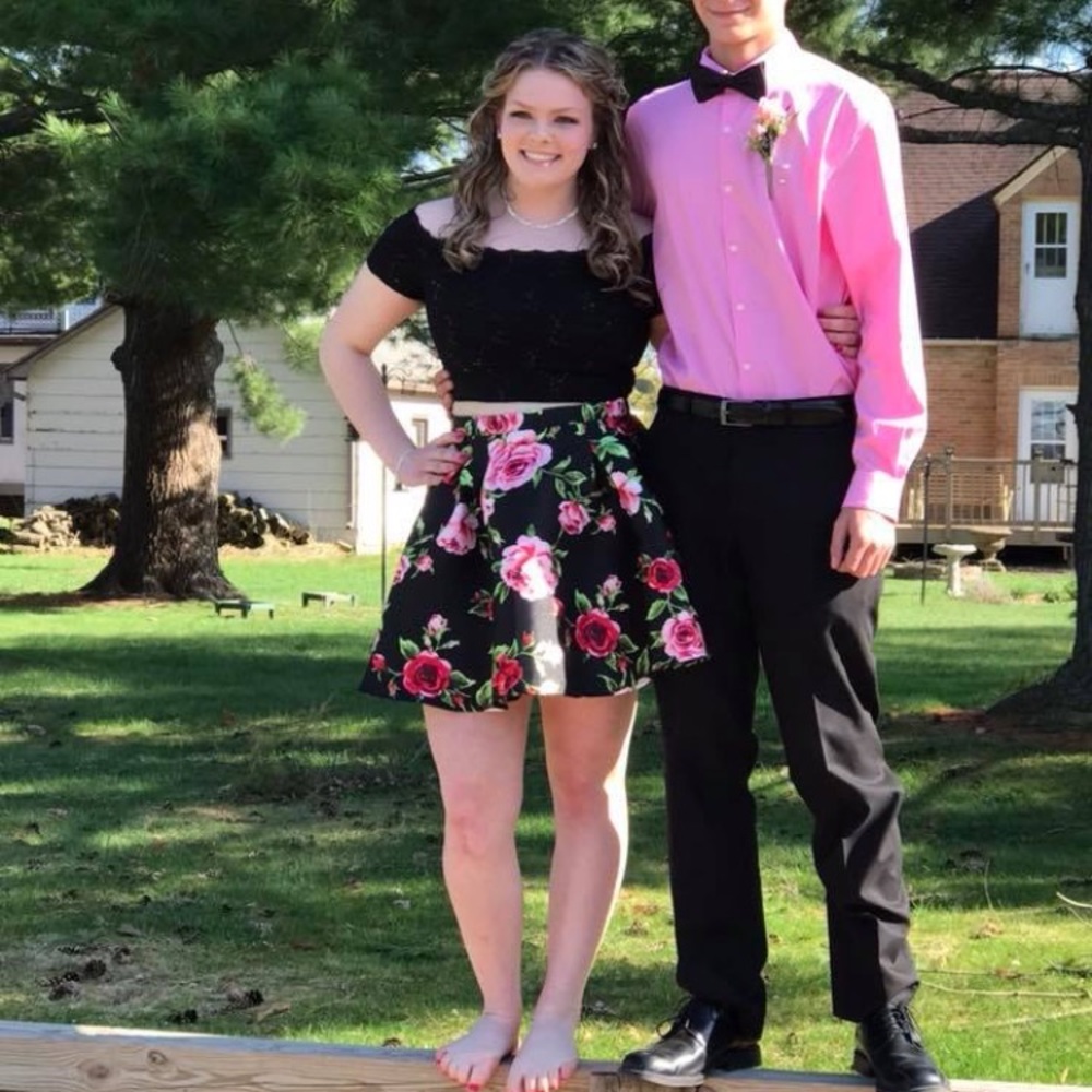 Floral homecoming dress, 2 piece - Picture 7 of 8